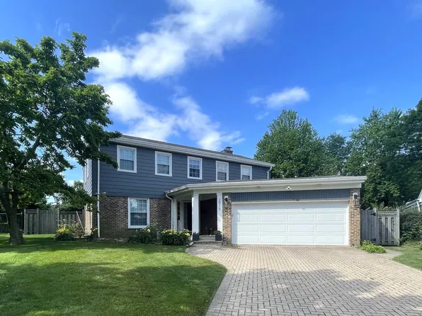 2915 Crabtree Ln, Wilmette, IL 60091