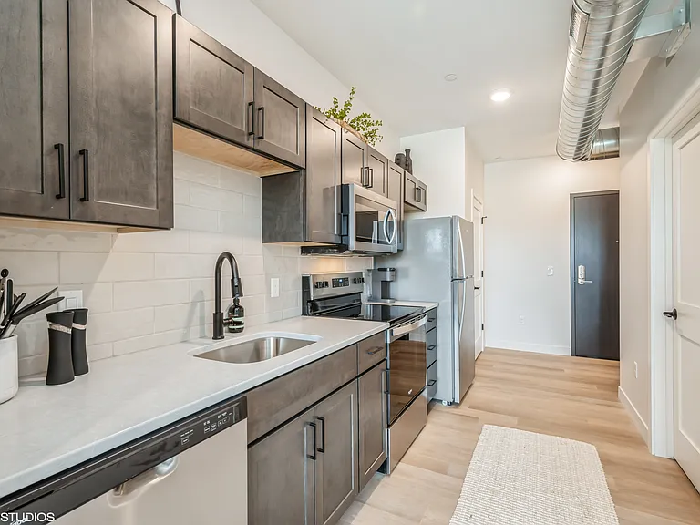 Fulton Lofts — Photo 36