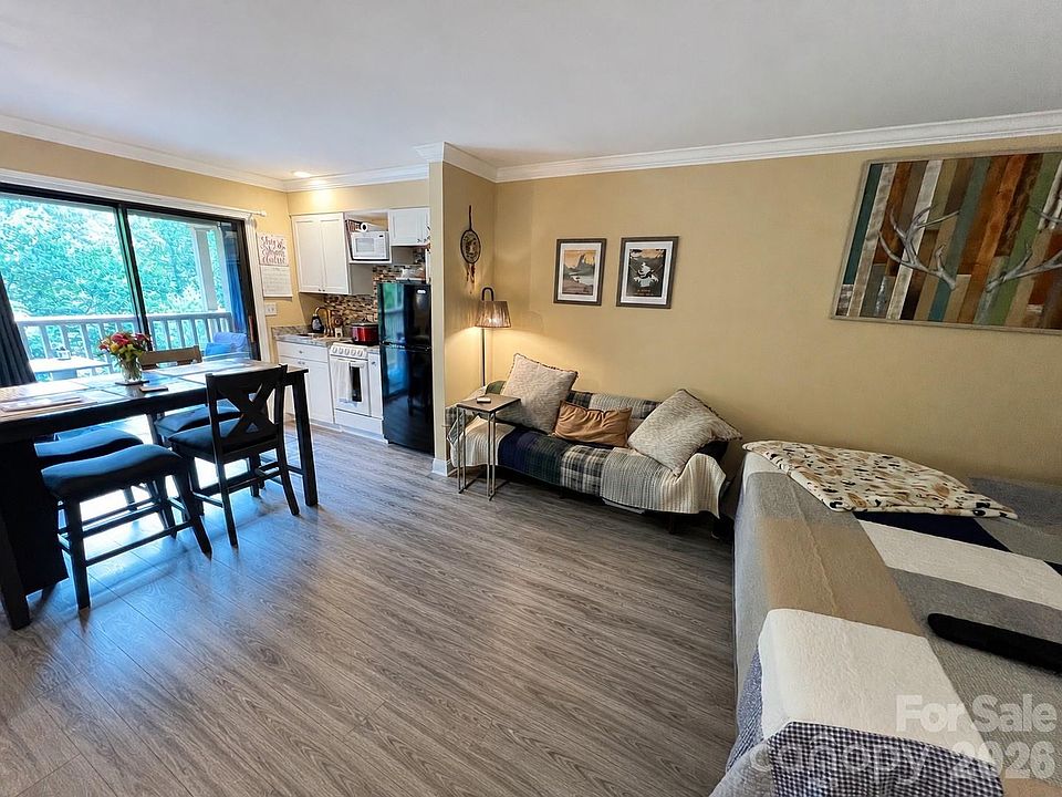 1st image of 160 Whitney Blvd Unit 35