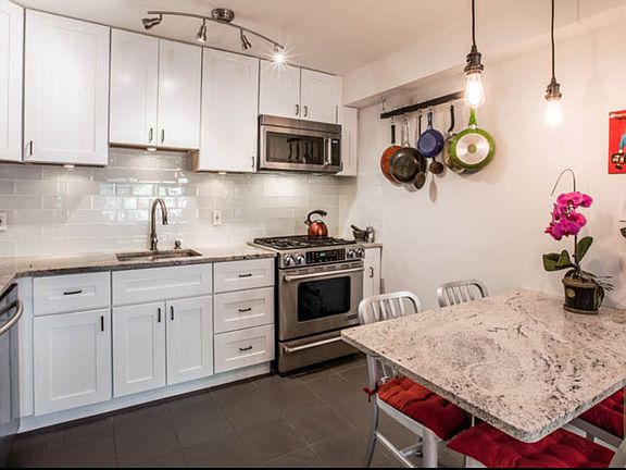 Fully renovated kitchen