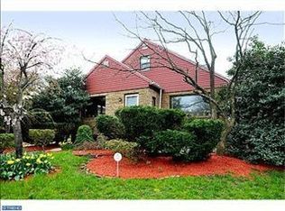 1008 Vernon Rd, Philadelphia, PA 19150