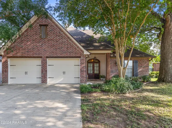 41 Oakthorn Ct, Youngsville, LA 70592
