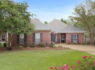 528 Meadows Pl, Madison, MS 39110