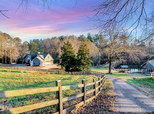 900 Turkey Crst, Clarkesville, GA 30523