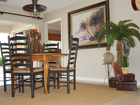 For the intimate dinning experience.