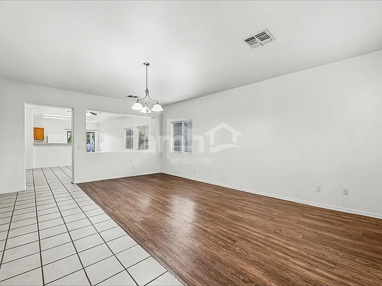 5706 E Forge Cir — Photo 6