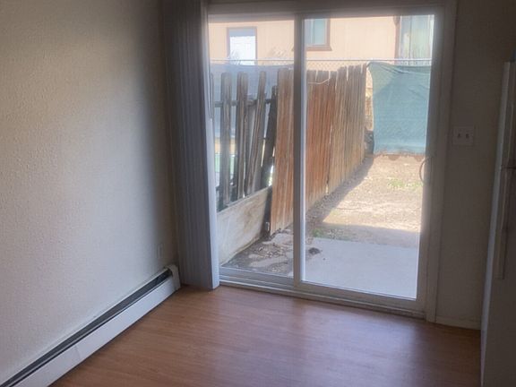 5th image of 3210 Diamond Ct #B