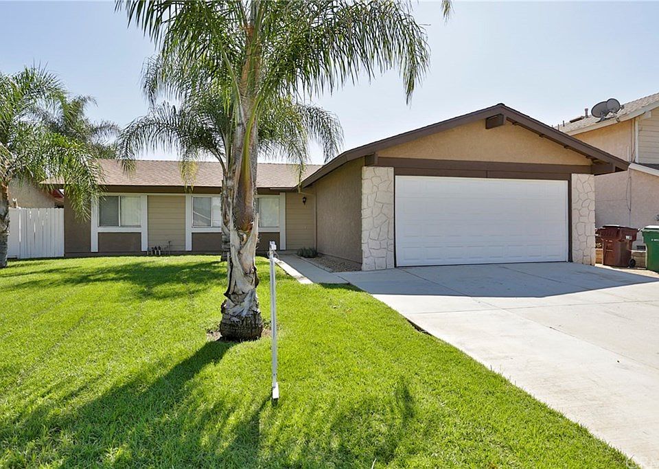 1st image of 14436 Stuard Dr
