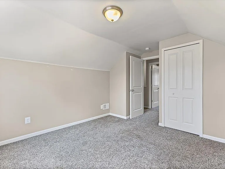 13710 Balfour St — Photo 16