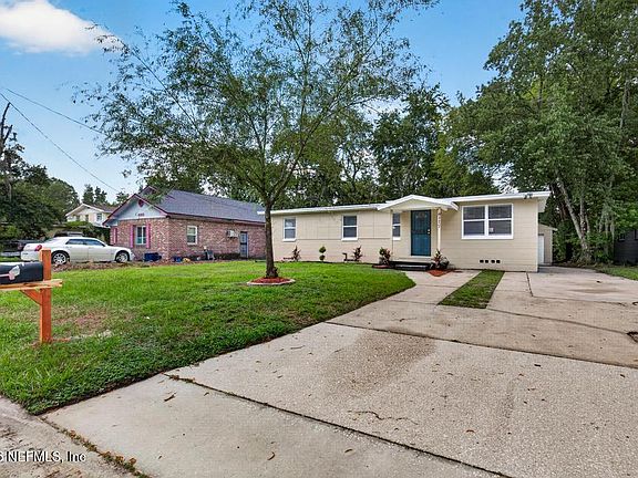 3rd image of 4117 SANTEE Road
