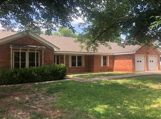 2238 Brook Hollow Dr, Abilene, TX 79605