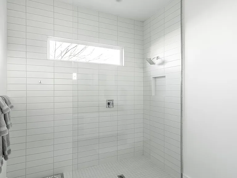 825 Fountain Dr — Photo 10