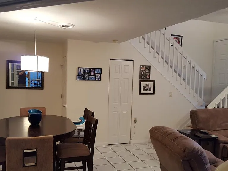 9851 SW 117th Ct — Photo 4