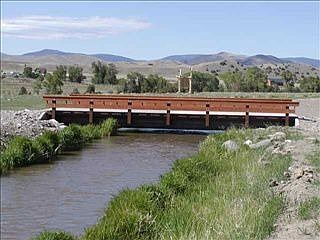 3rd image of 5 Yellowstone Trl N
