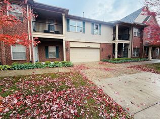 11704 Farmington Rd, Livonia, MI 48150