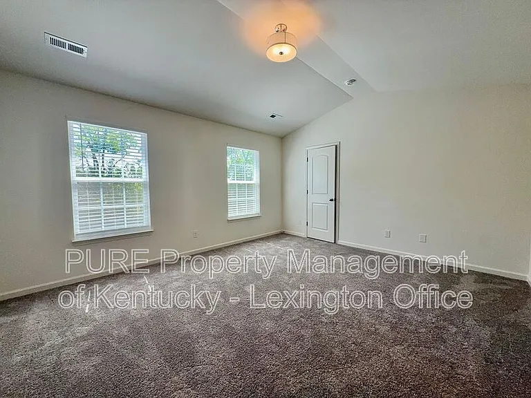 852 Halford Pl — Photo 18