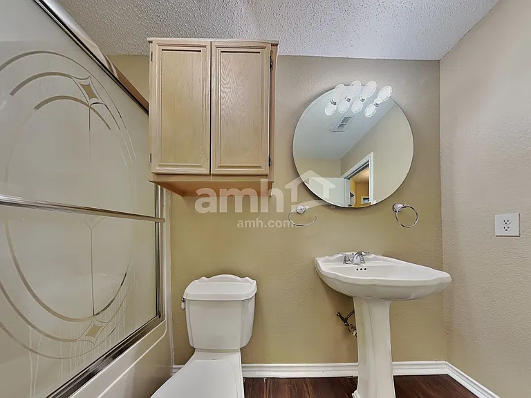 3235 Crystal Brook Ct — Photo 8