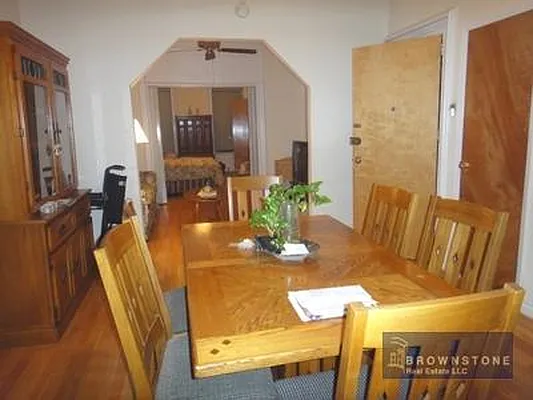 Rented by Brownstone Real Estate | media 17