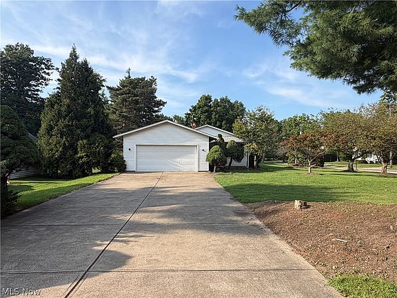 2nd image of 1088 Lander Rd