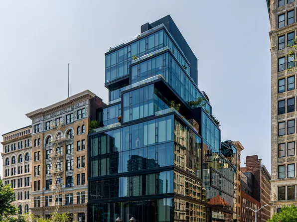 15 Union Square West image 1 of 13