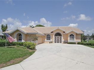 28421 Las Palmas Cir, Bonita Springs, FL 34135