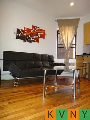 Rented by KVNY Soho | media 29