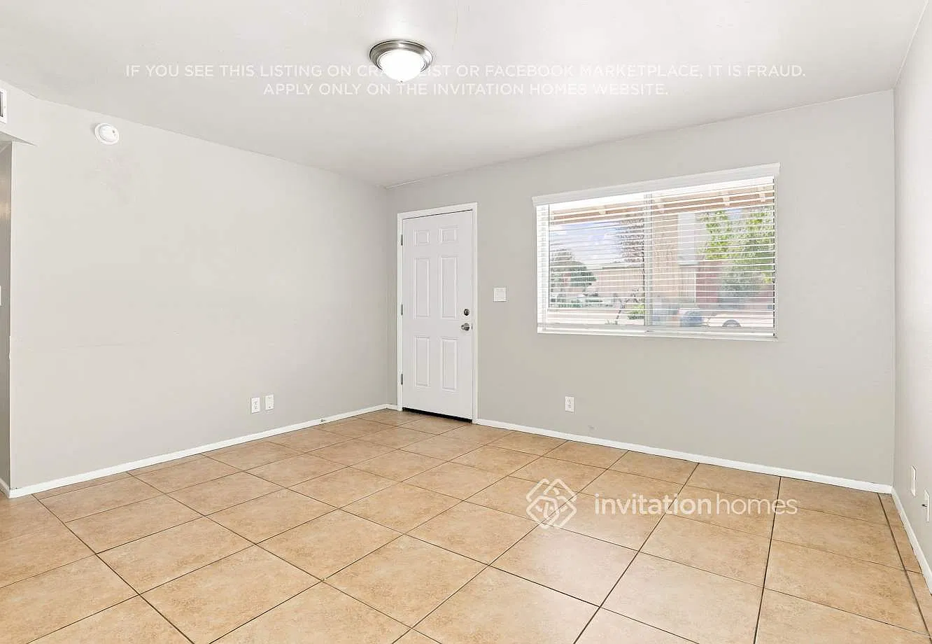 297 S 95th St Chandler, AZ 85224 — Photo 4