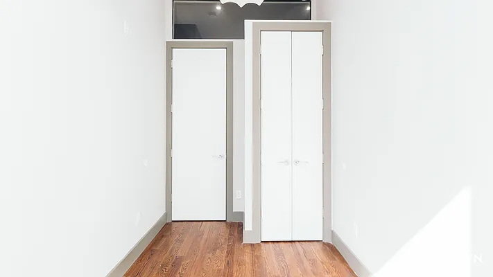 Rented by Nooklyn NYC LLC | media 83