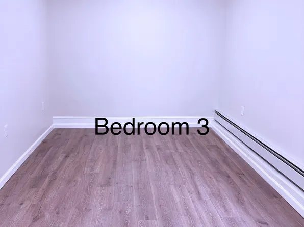 7 Reil Pl #1, Bay Shore, NY 11706