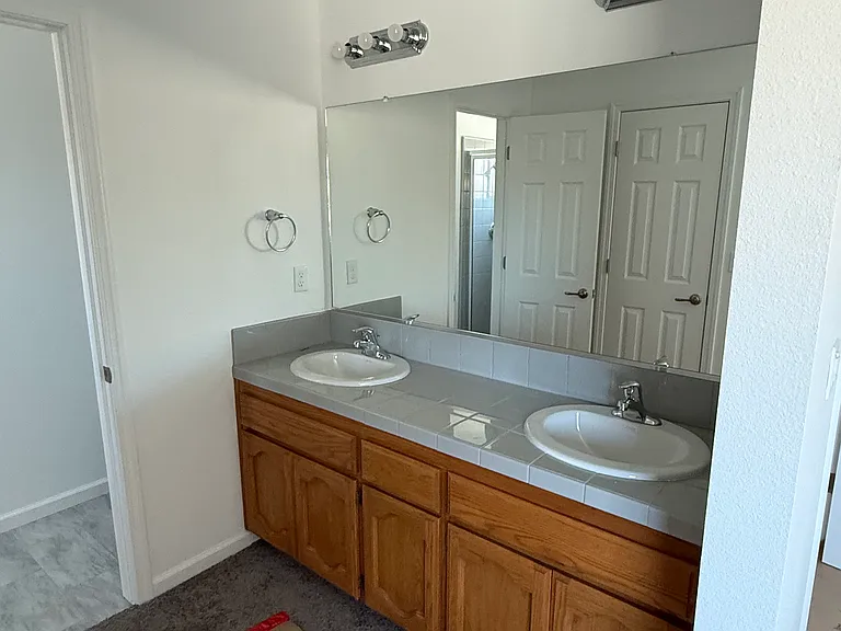 4372 W Vassar Ave — Photo 7