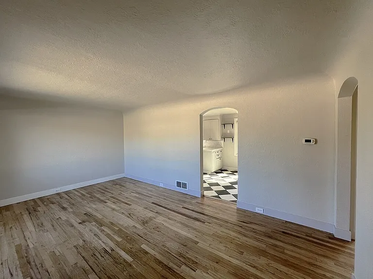 4815 W Alpine St — Photo 6