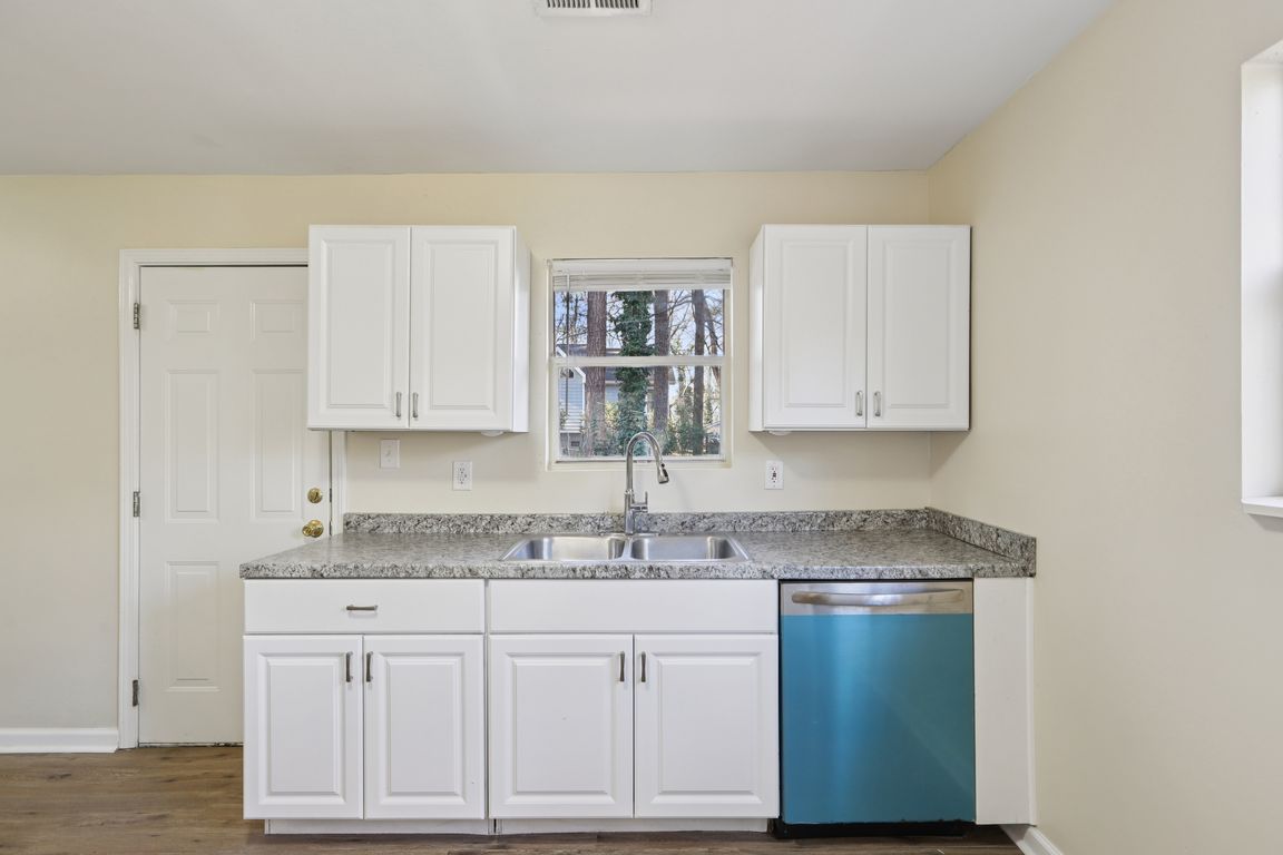 Marjorie Rd-S0201-009.jpg