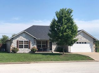 334 Sadie Ln, Webb City, MO 64870
