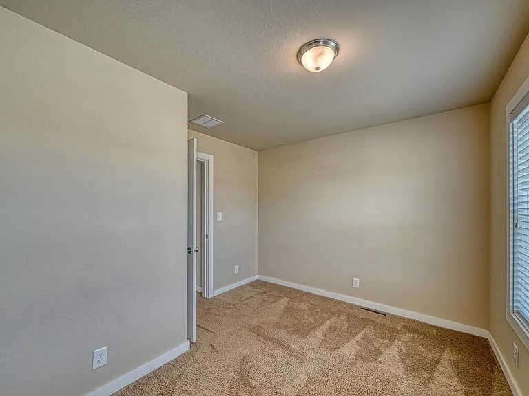 203 Chestnut St — Photo 20