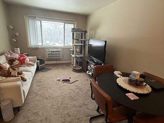 5th image of 1165 White Rock Ave APT 28