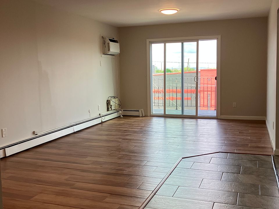 1st image of 16 Western Ave #3