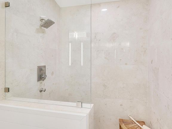 5th image of 2105 SW Olympic Club Ter