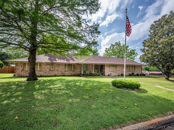 113 Circle Dr, Davis, OK 73030