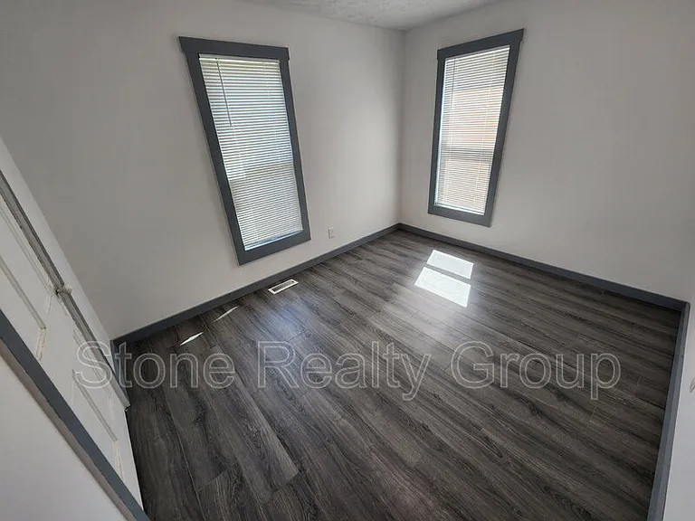 1265 E High St — Photo 6