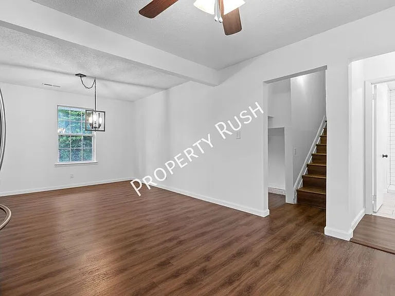 3404 Frawley St — Photo 16