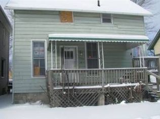 3438 W Jefferson Ave, Trenton, MI 48183
