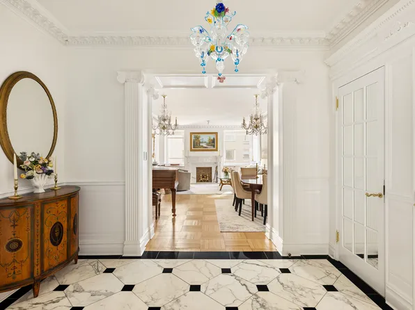 875 5th Avenue image 1 of 12