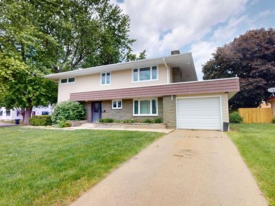 1615 Shoreway Rd, Storm Lake, IA, 50588