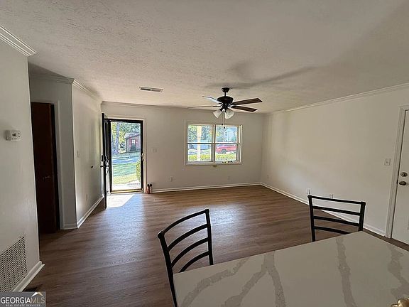 4th image of 849 Pine Shadow Ln