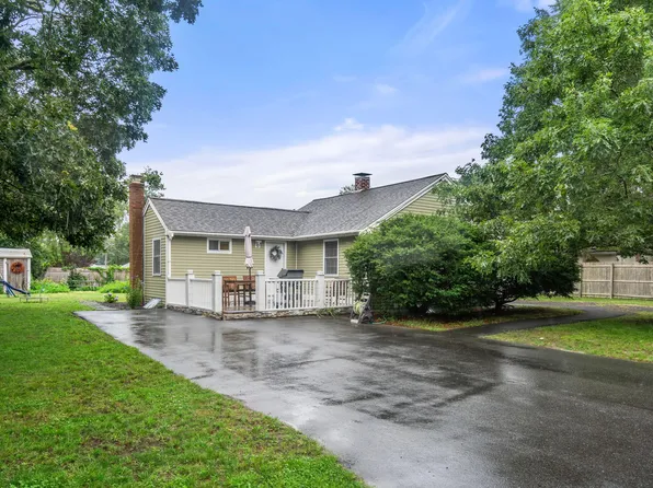 52 Prospect Avenue, West Yarmouth, MA 02673