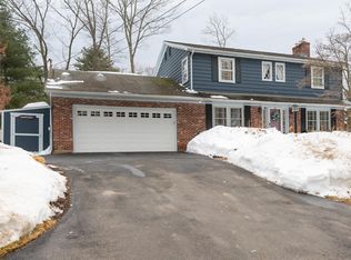 51 Farmington Rd, Nashua, NH 03060