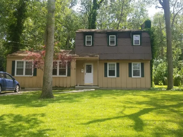 2310 Merritt Dr, Northfield, NJ 08225