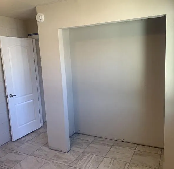 8621 Lawson St #8 — Photo 4