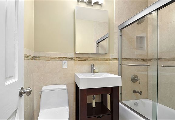 5th image of 55 E 65th St APT 2C