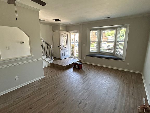 5th image of 601 Sedgefield Ct